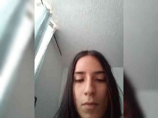 Dannali22 webcam