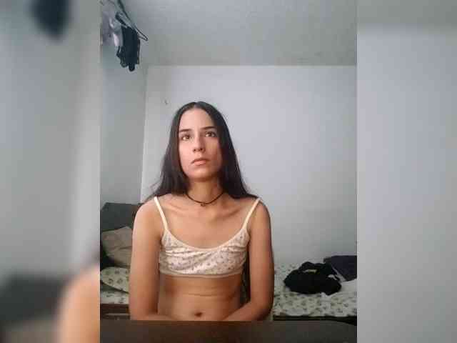 Dannali22 webcam