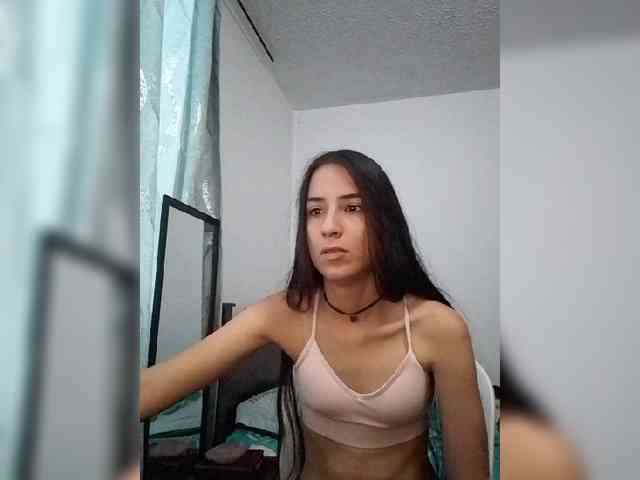 Dannali22 webcam