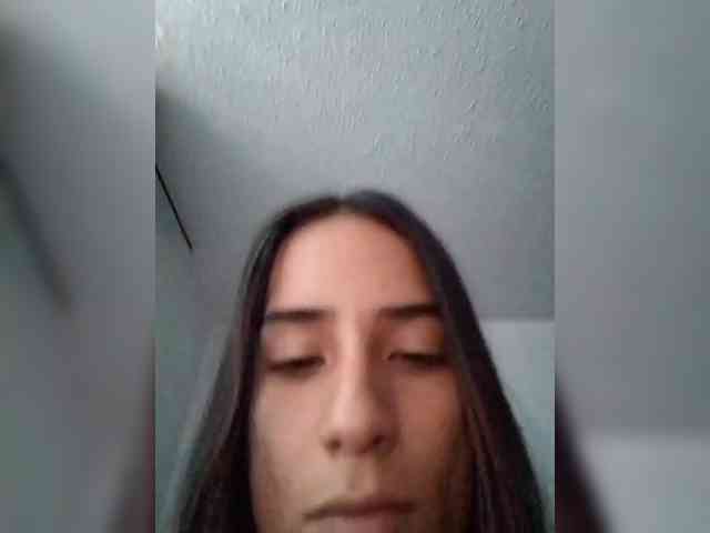 Dannali22 webcam