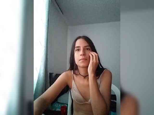Dannali22 webcam