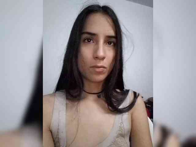 Dannali22 webcam