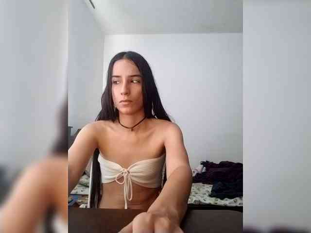 Dannali22 webcam