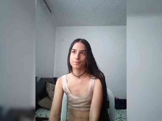 Dannali22 webcam