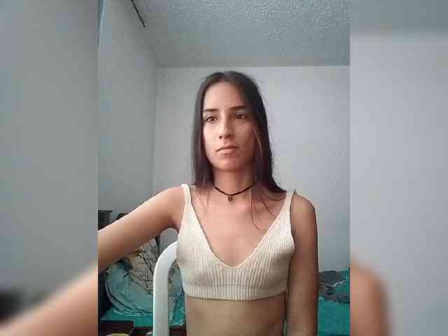 Dannali22 webcam