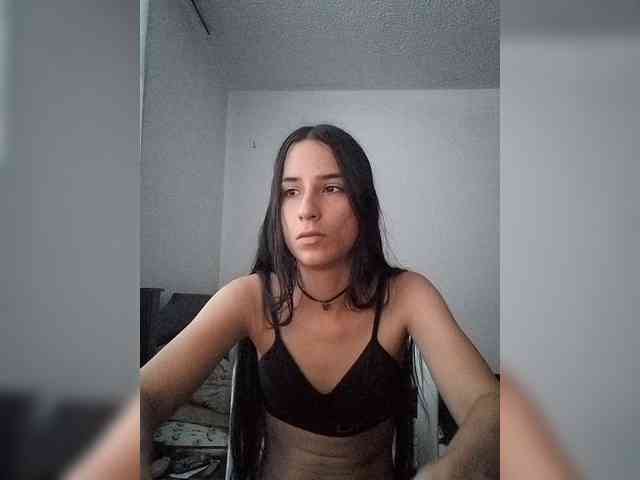Dannali22 webcam