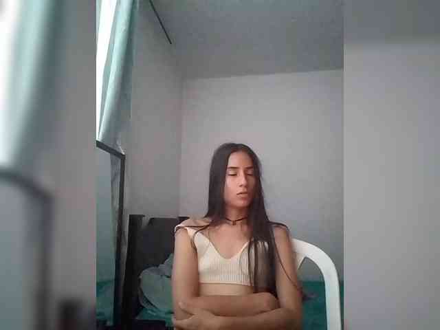 Dannali22 webcam