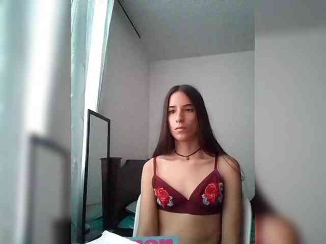 Dannali22 webcam