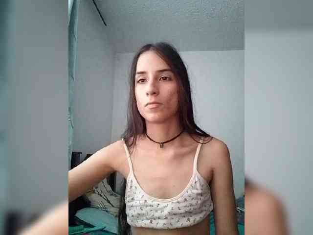 Dannali22 webcam