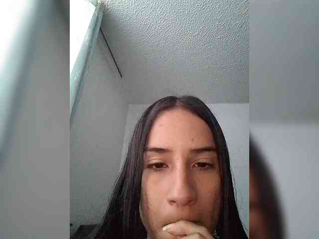 Dannali22 webcam