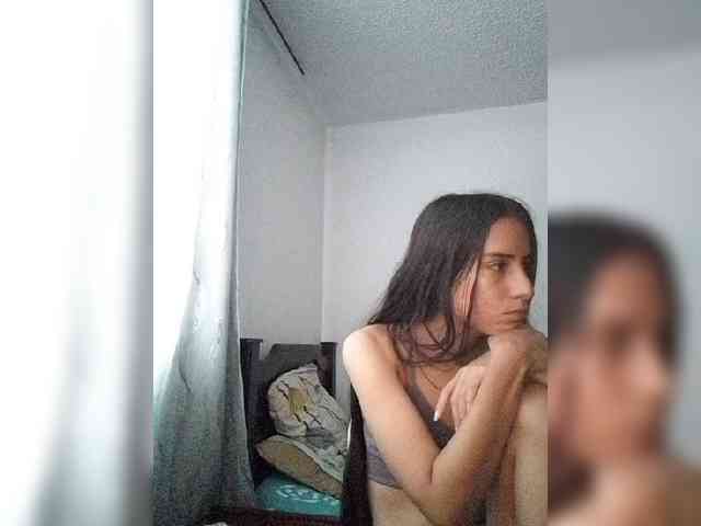 Dannali22 webcam