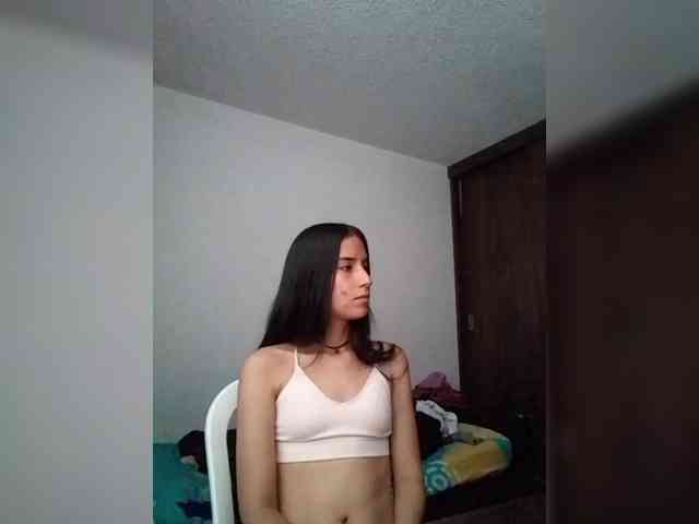 Dannali22 webcam