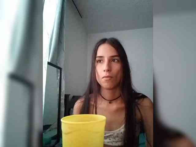 Dannali22 webcam