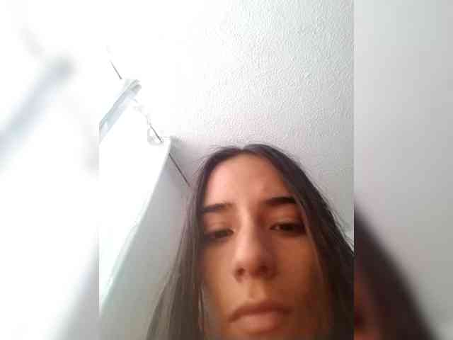 Dannali22 webcam