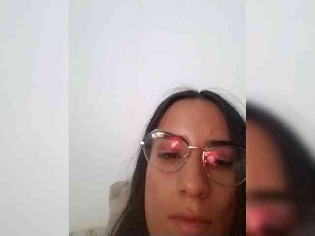Dannali22 webcam