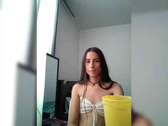 Dannali22 webcam