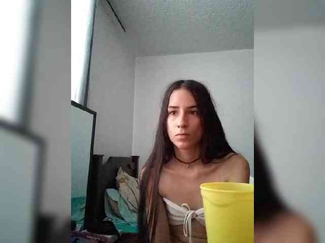 Dannali22 webcam