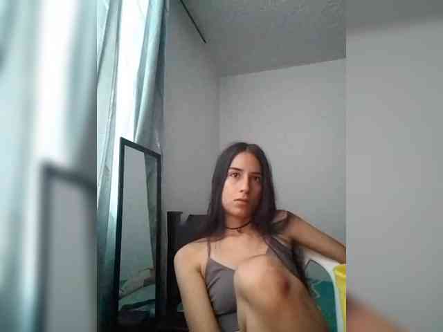 Dannali22 webcam