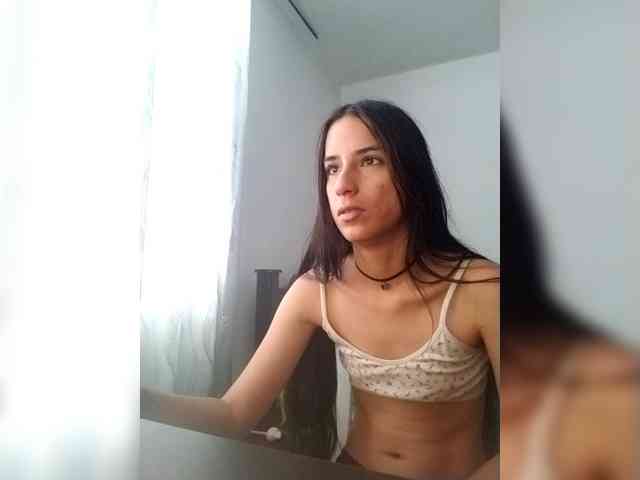 Dannali22 webcam
