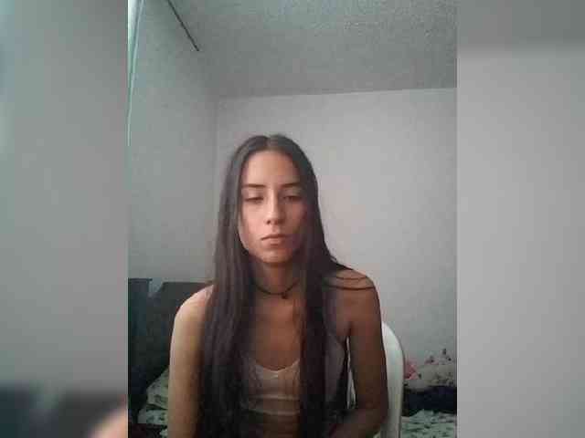 Dannali22 webcam