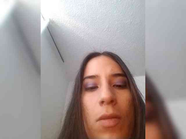Dannali22 webcam
