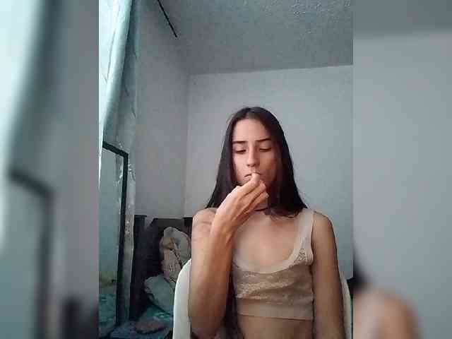 Dannali22 webcam