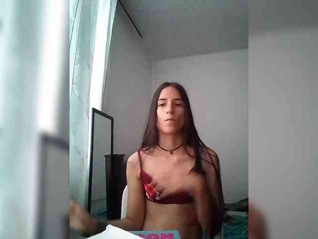 Dannali22 webcam