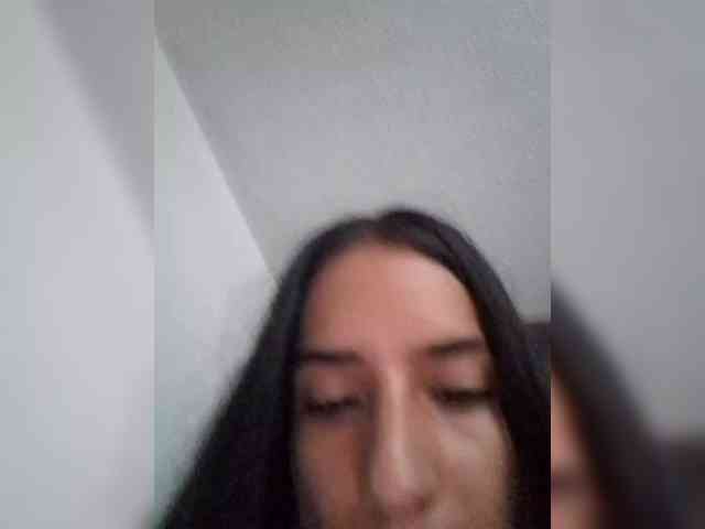 Dannali22 webcam