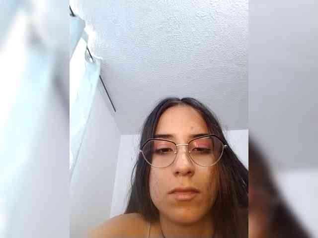 Dannali22 webcam