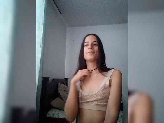Dannali22 webcam