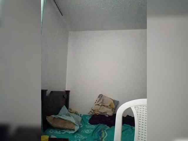 Dannali22 webcam