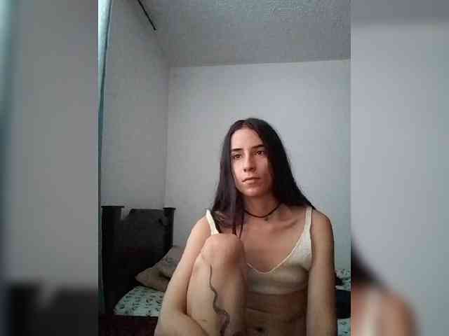 Dannali22 webcam