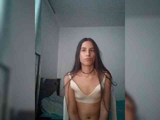 Dannali22 webcam