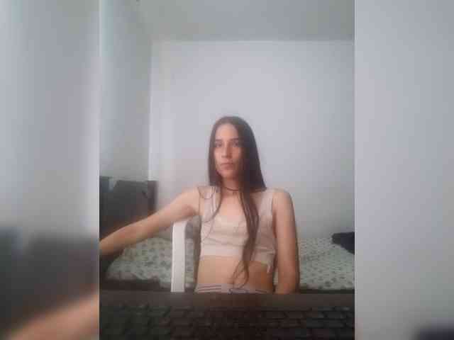 Dannali22 webcam