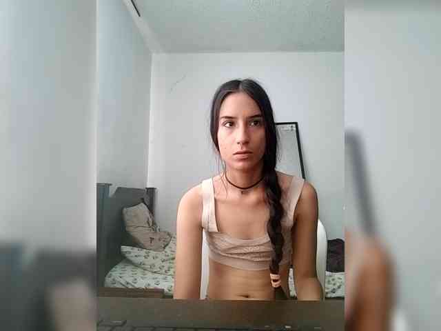Dannali22 webcam