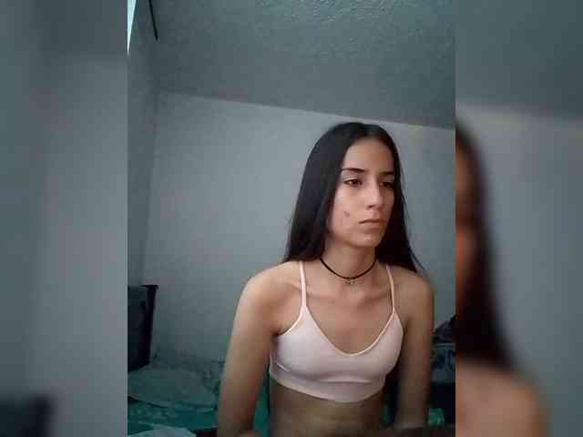 Dannali22 webcam