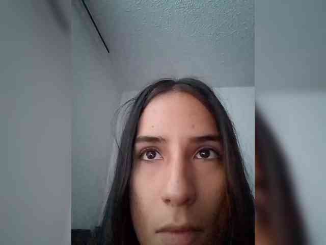Dannali22 webcam