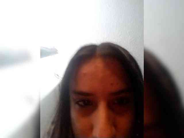 Dannali22 webcam