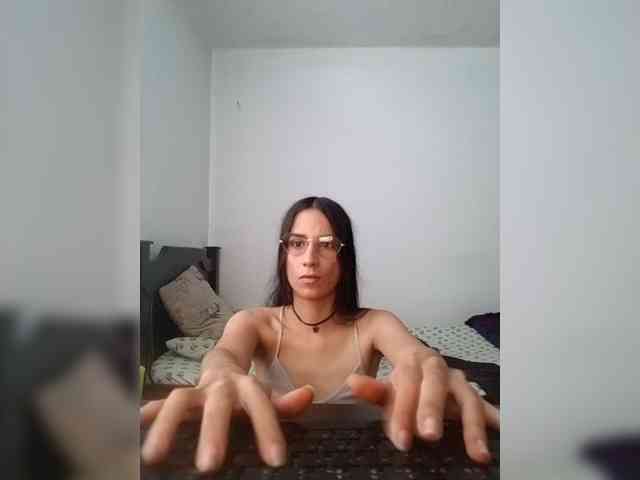 Dannali22 webcam