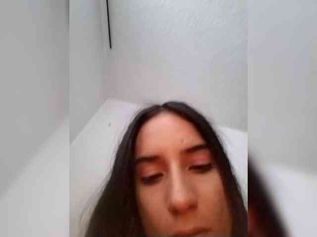 Dannali22 webcam