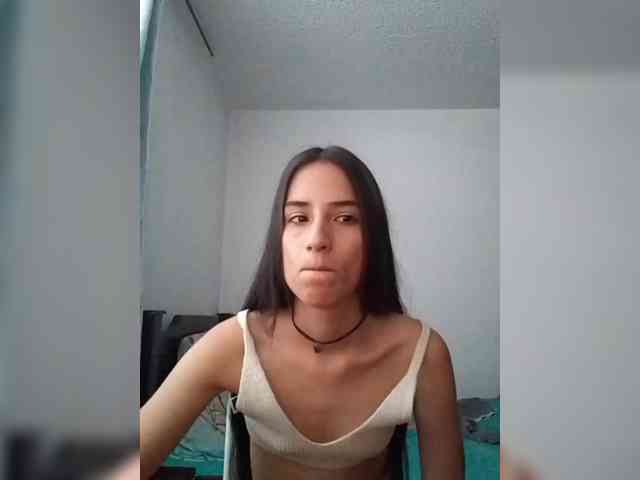 Dannali22 webcam