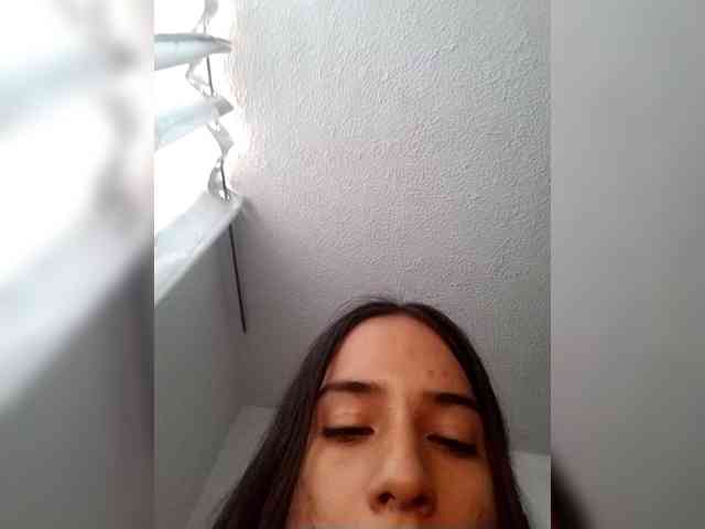 Dannali22 webcam