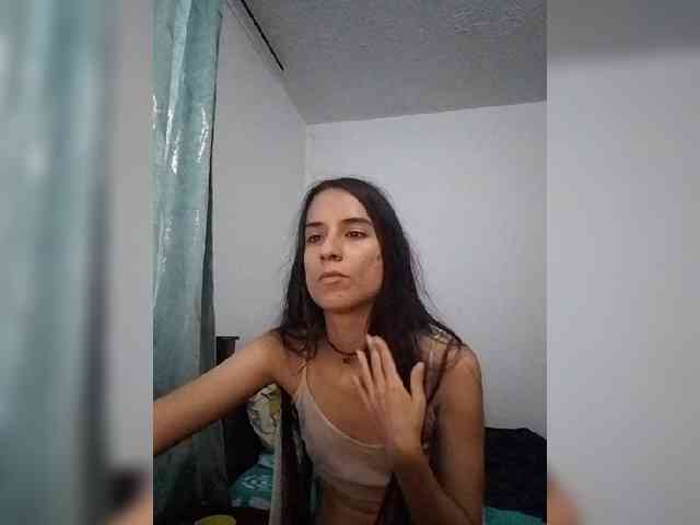 Dannali22 webcam