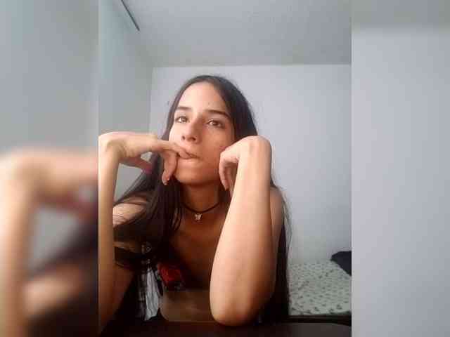 Dannali22 webcam