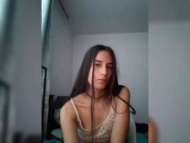 Dannali22 webcam