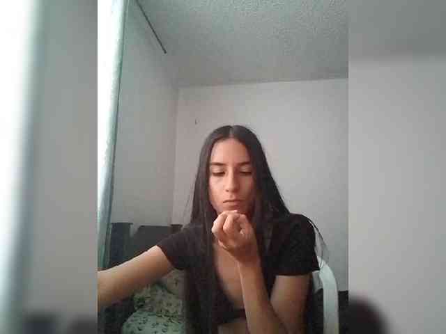 Dannali22 webcam