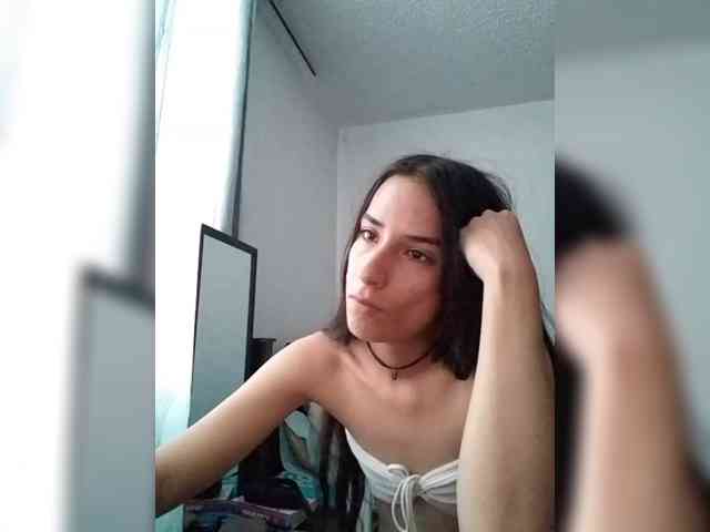Dannali22 webcam