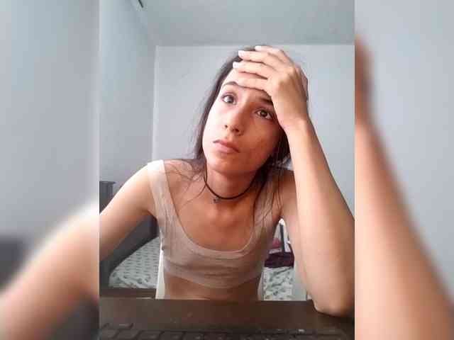 Dannali22 webcam