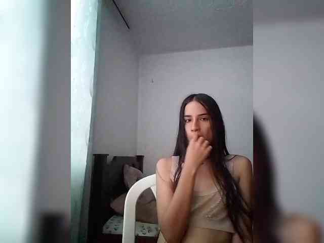 Dannali22 webcam