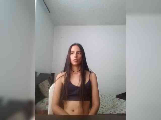 Dannali22 webcam